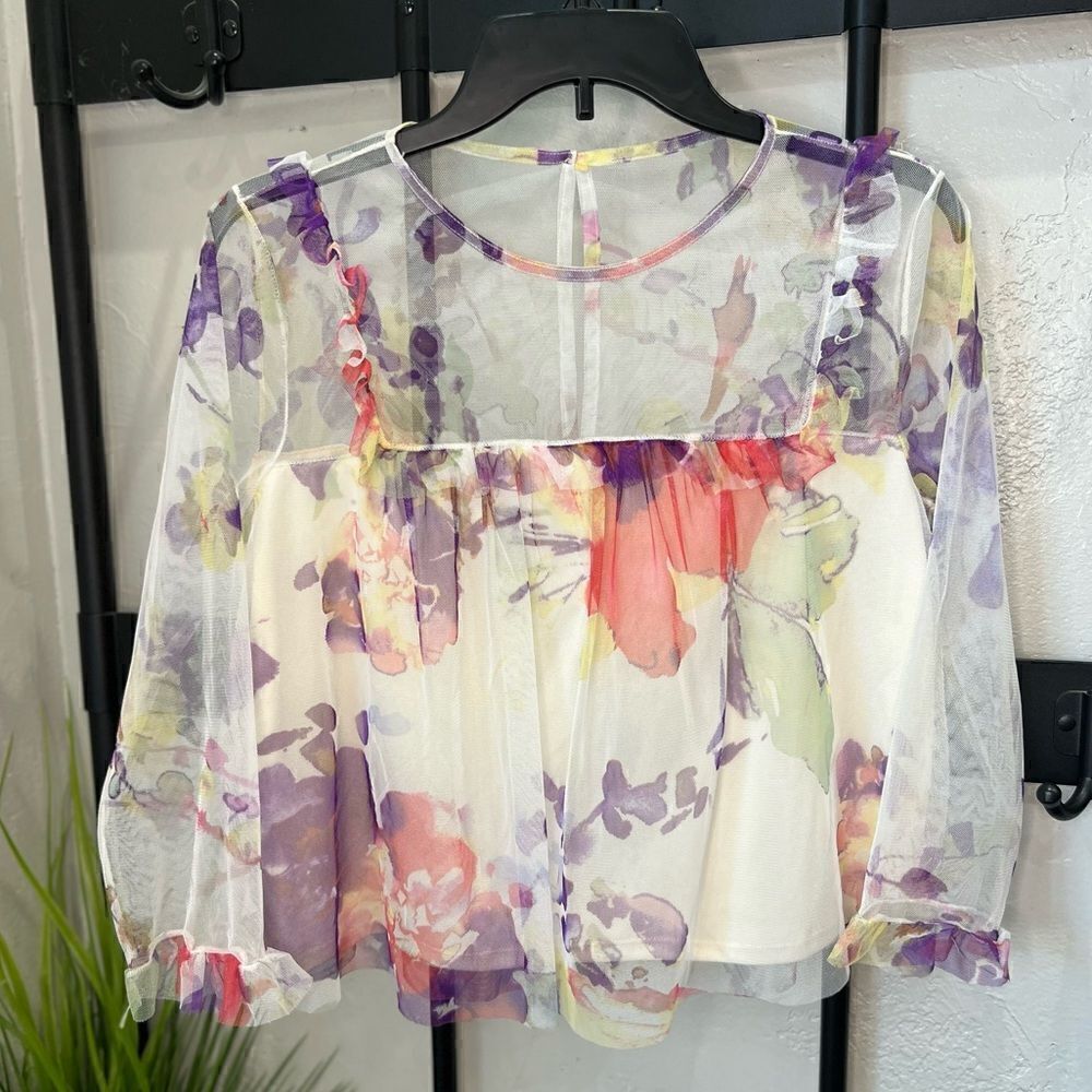 (NWT) Mimi Chica ruffled sheer cropped blouse ivory floral size medium - Picture 11 of 16